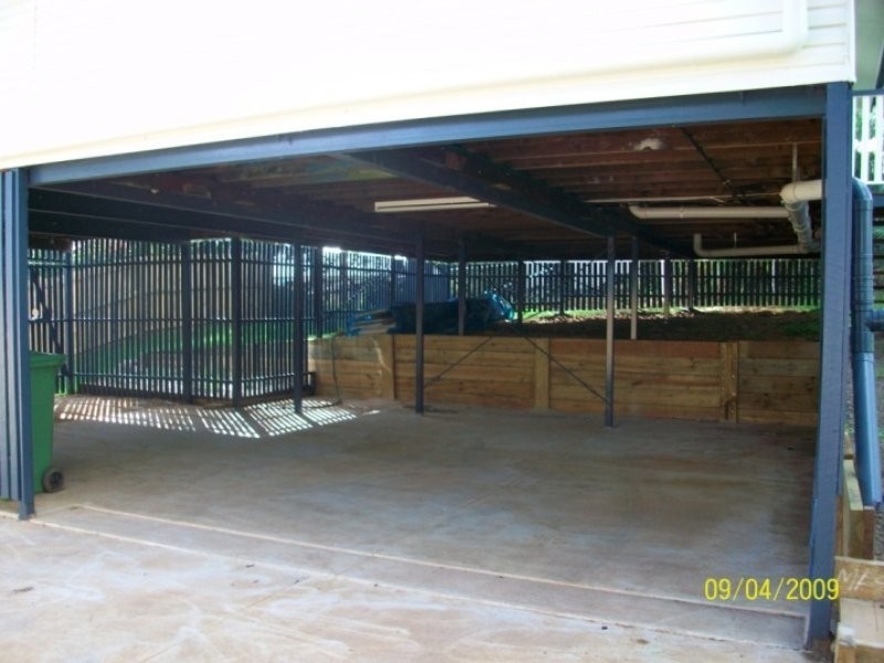 33 Smith Street, North Ipswich QLD 4305