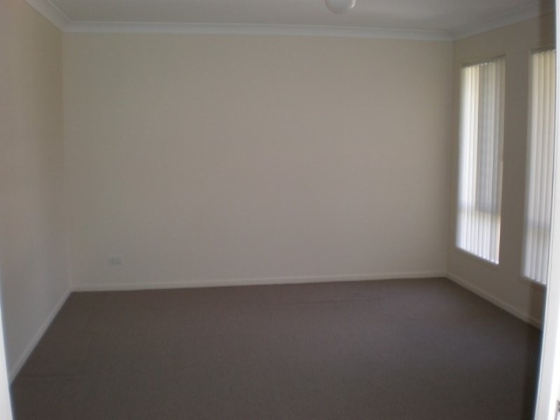 , 85 Grace Street, Wulkuraka QLD 4305