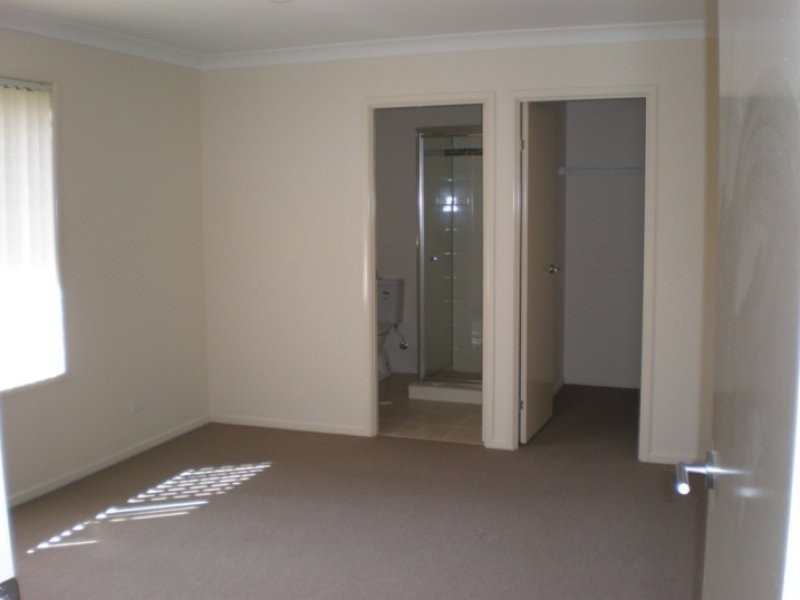 , 85 Grace Street, Wulkuraka QLD 4305