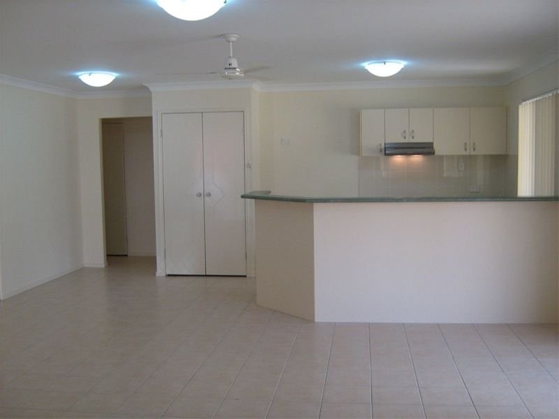 6 Benjamin Court, Yamanto QLD 4305