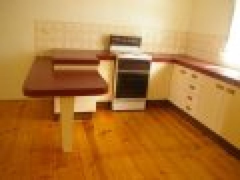 ,190 Glebe Road, Booval QLD 4304