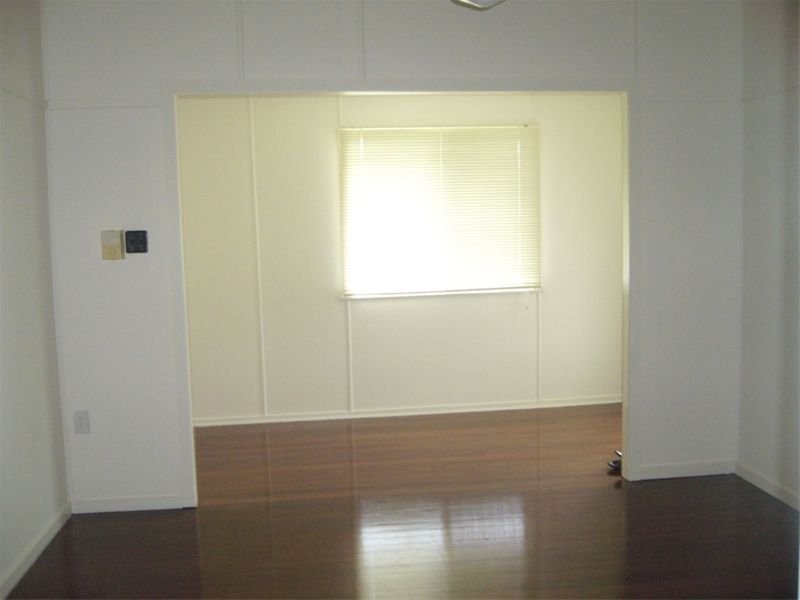 38 Idolwood Street, Eastern Heights QLD 4305