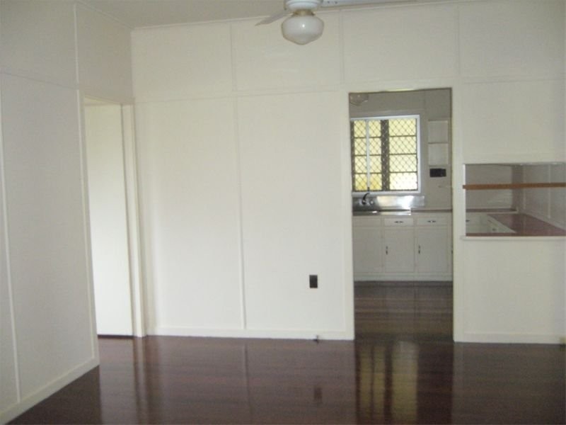 38 Idolwood Street, Eastern Heights QLD 4305