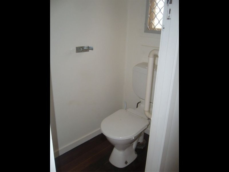 38 Idolwood Street, Eastern Heights QLD 4305