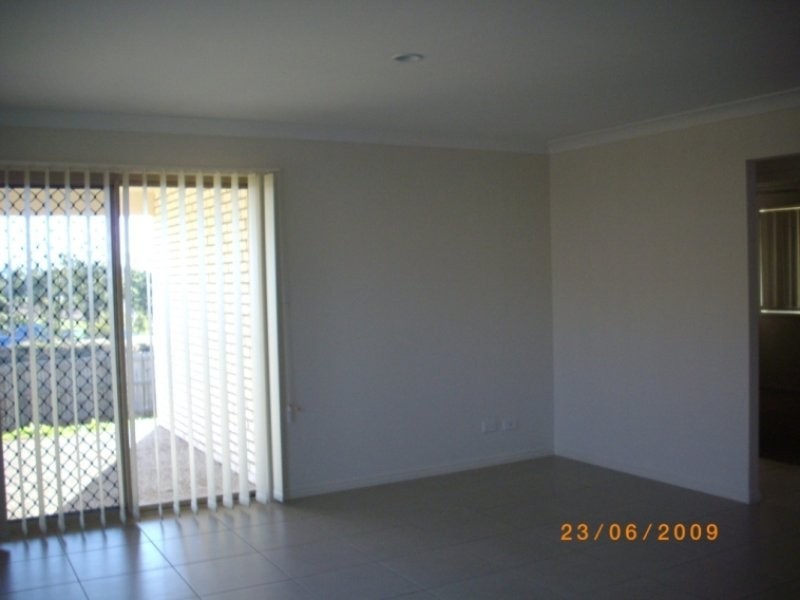 14 Benjamin Court, Yamanto QLD 4305