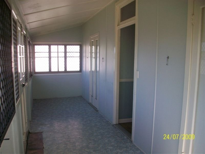 21 Warwick Road, Ipswich QLD 4305