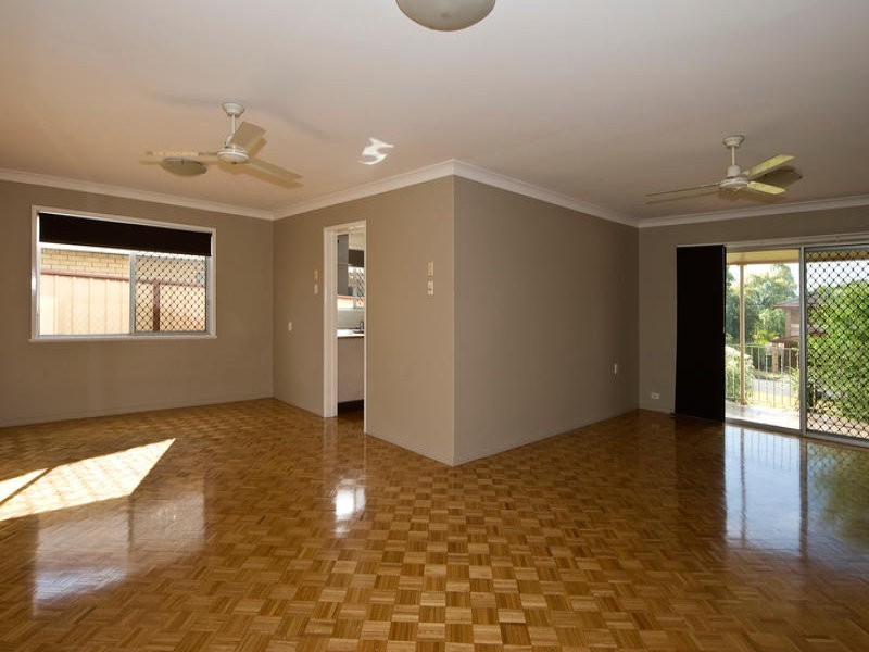 5 Cornwall Street, Eastern Heights QLD 4305