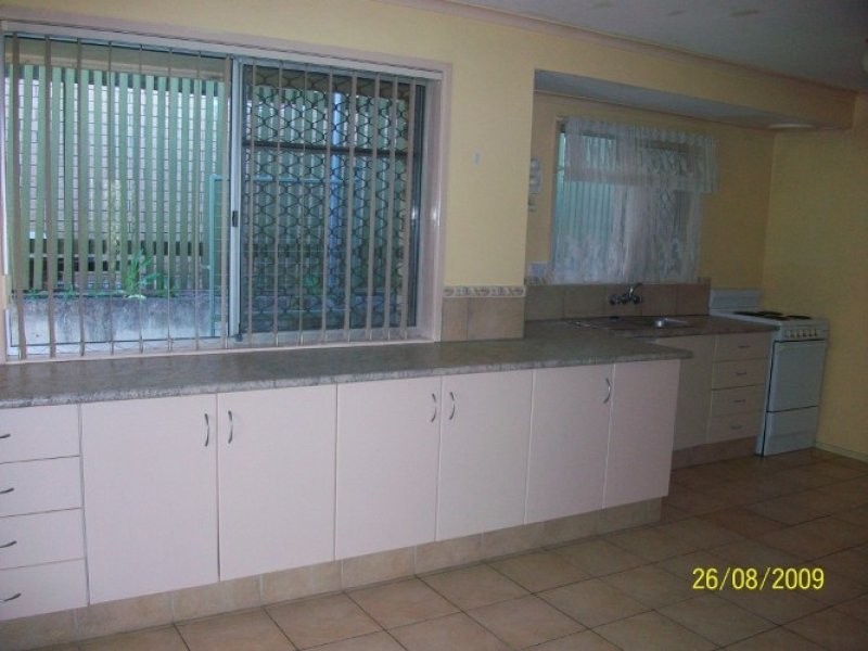 71 High Street, Bundamba QLD 4304