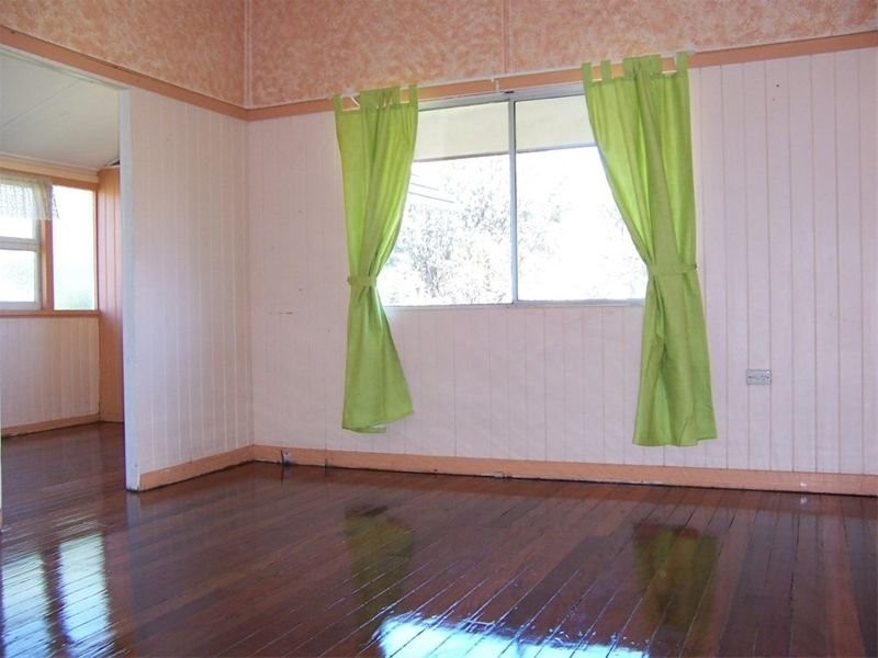 88 Railway Street, Lowood QLD 4311