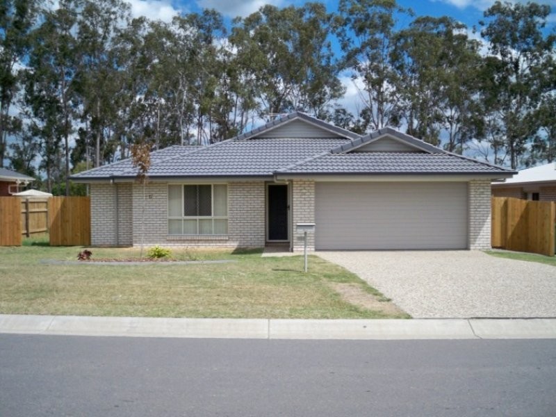 11 Siffleet Street, Bellbird Park QLD 4300