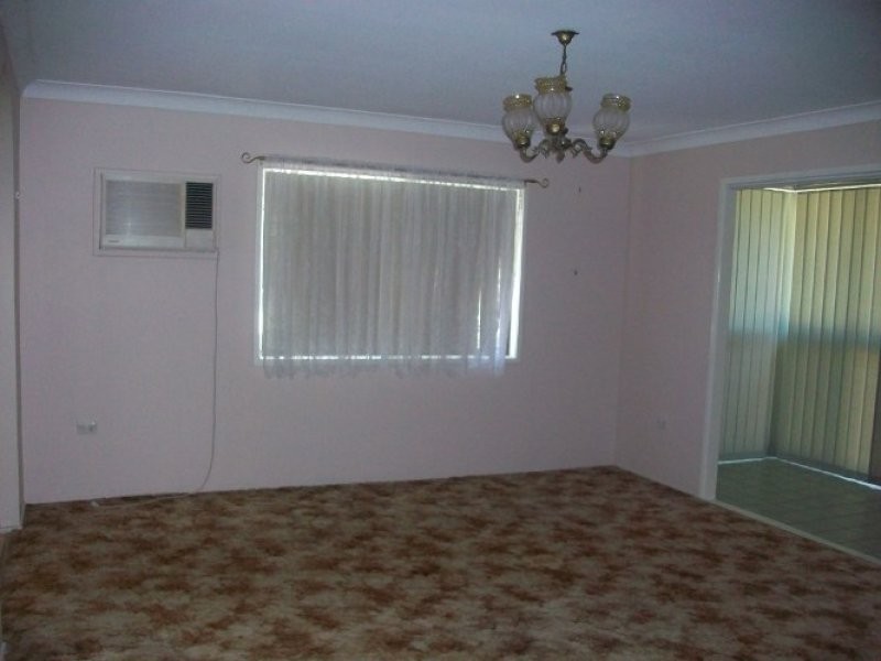 3 Carl Lane, North Ipswich QLD 4305