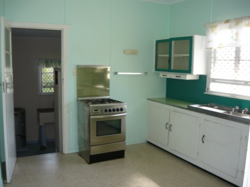 24 James Street, East Ipswich QLD 4305