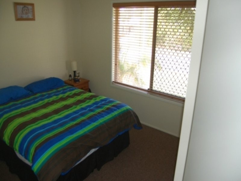 8 Cocos Place, Raceview QLD 4305