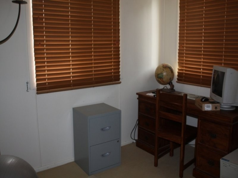 142 Cascade Street, Raceview QLD 4305