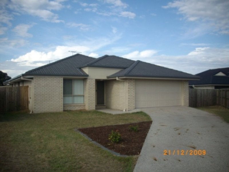 11 Varley Street, Lowood QLD 4311