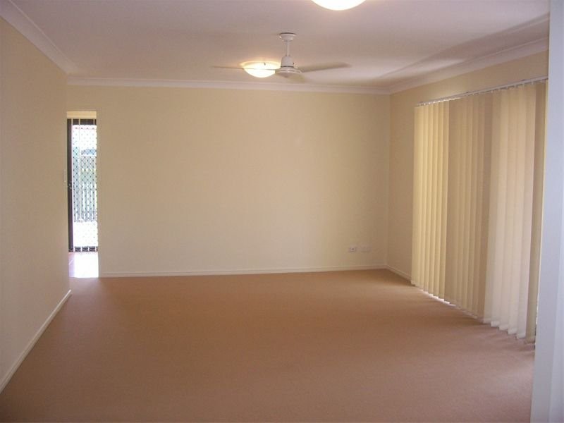 30 Angela Place, Yamanto QLD 4305