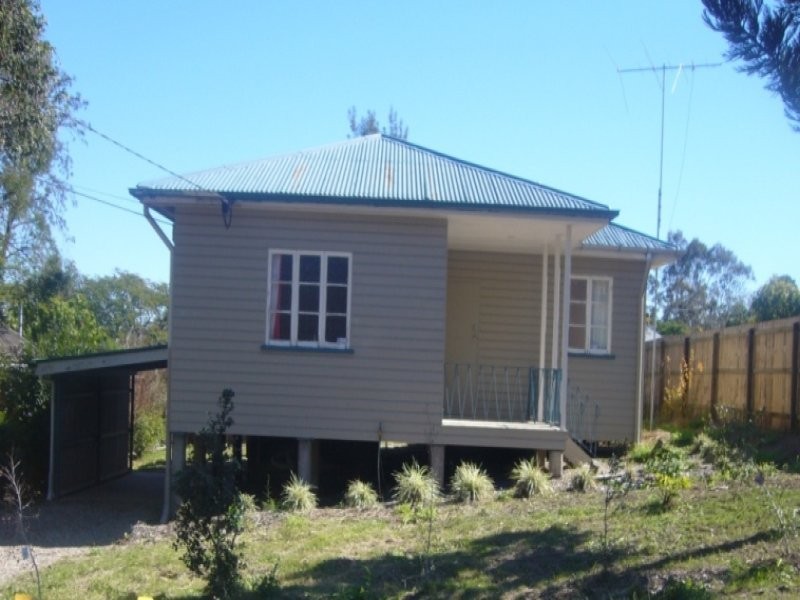 6 Phie Street, Tivoli QLD 4305