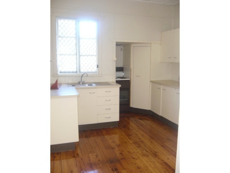 6 Phie Street, Tivoli QLD 4305