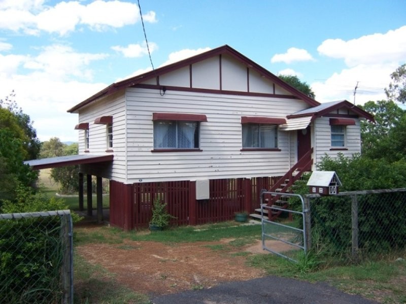 88 Railway Street, Lowood QLD 4311