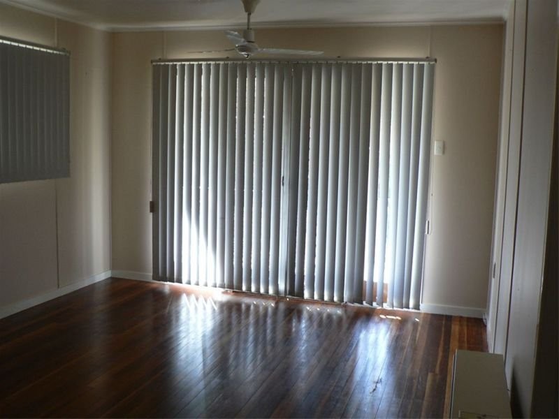 9 Bremer Parade, Basin Pocket QLD 4305