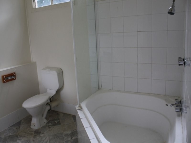 1a Norman Street, East Ipswich QLD 4305