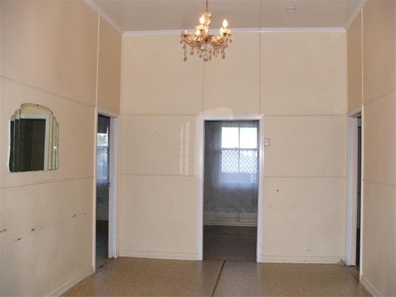 36 Nimmo Street, Booval QLD 4304