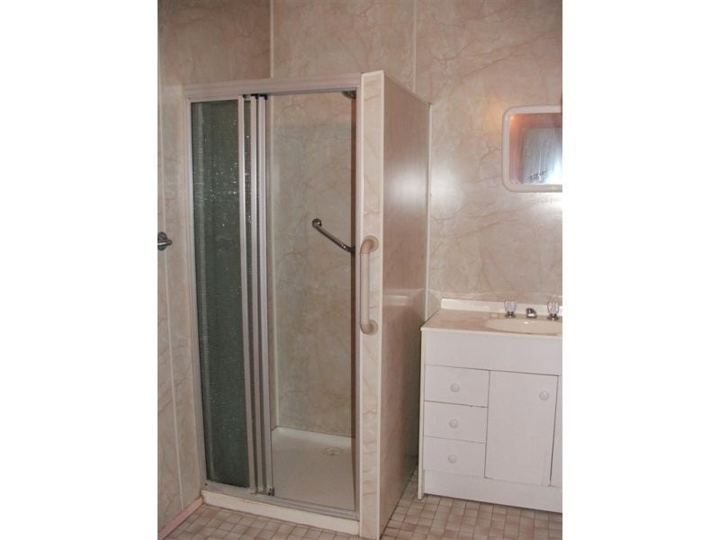 36 Nimmo Street, Booval QLD 4304