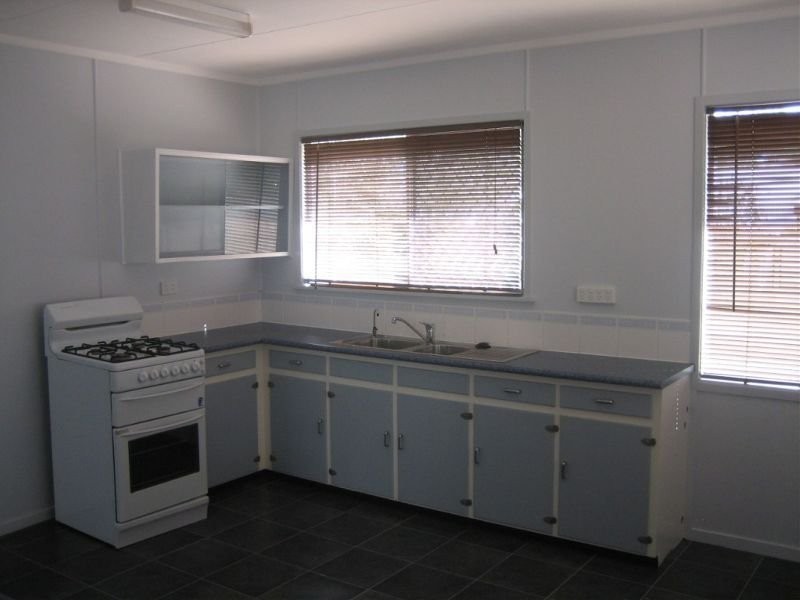 2 Robin Street, Coalfalls QLD 4305