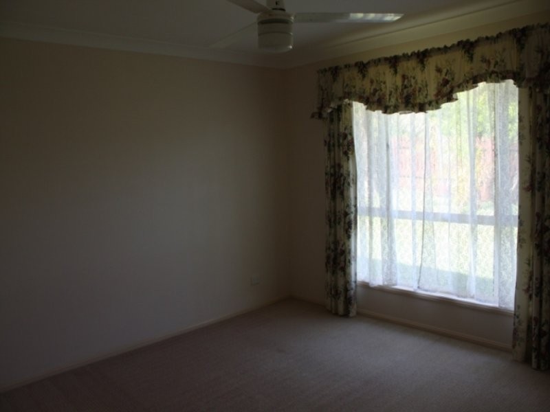 80 Chalk Street, Wulkuraka QLD 4305