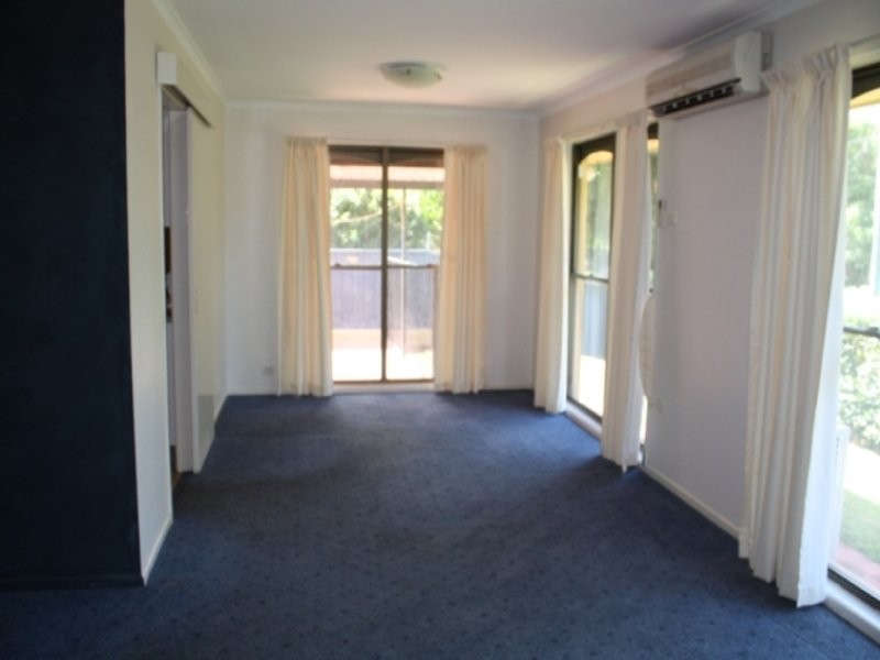 16 Tallon Street, Sadliers Crossing QLD 4305