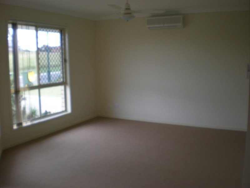 5 Nicole Place, Yamanto QLD 4305
