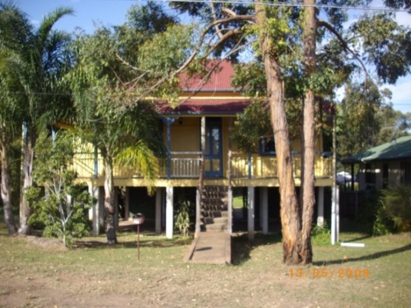 27 North Street, North Ipswich QLD 4305