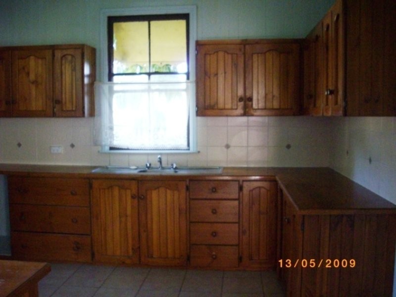 27 North Street, North Ipswich QLD 4305