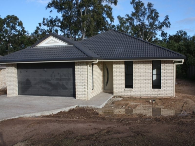 12 Brightwood Place, Fernvale QLD 4306