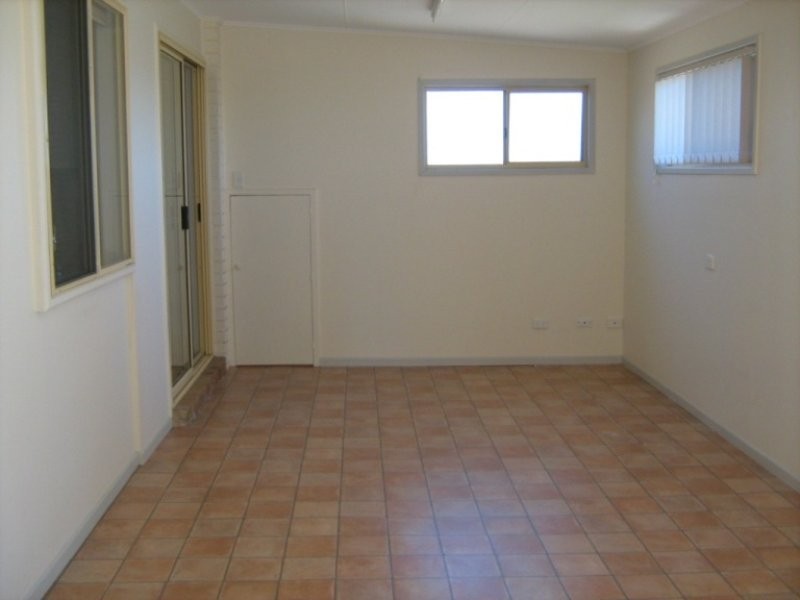 185 Raceview Street, Raceview QLD 4305