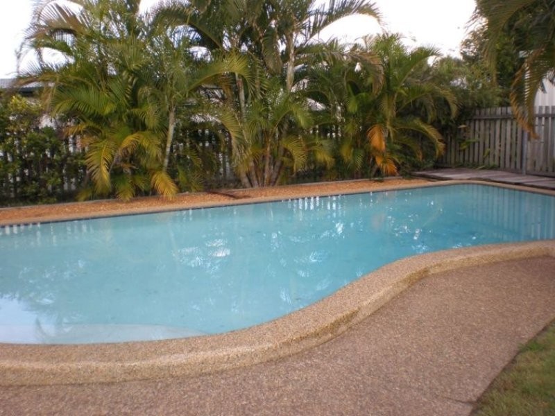 8 Theodore Street, Brassall QLD 4305