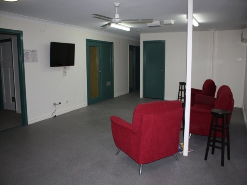 6 Milford Street, Ipswich QLD 4305