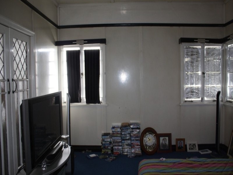 68 Downs Street, North Ipswich QLD 4305