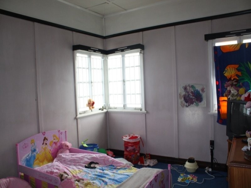 68 Downs Street, North Ipswich QLD 4305