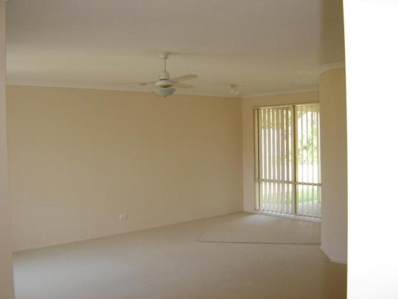 97 Equestrian Drive, Yamanto QLD 4305