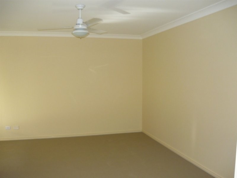 5 Jene Court, Flinders View QLD 4305