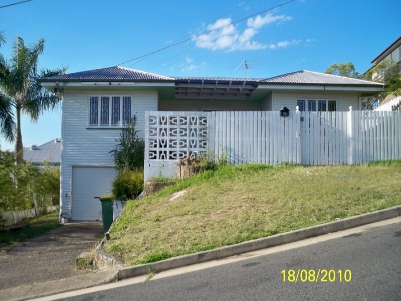 28 Clay Street, Ipswich QLD 4305