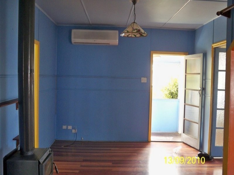 19 Hill Street, North Ipswich QLD 4305