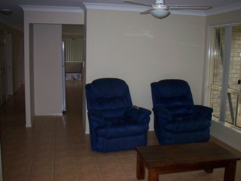 28 Banksia Drive, Raceview QLD 4305