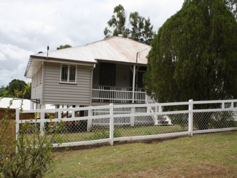 11 Hawthorne Street, Coalfalls QLD 4305