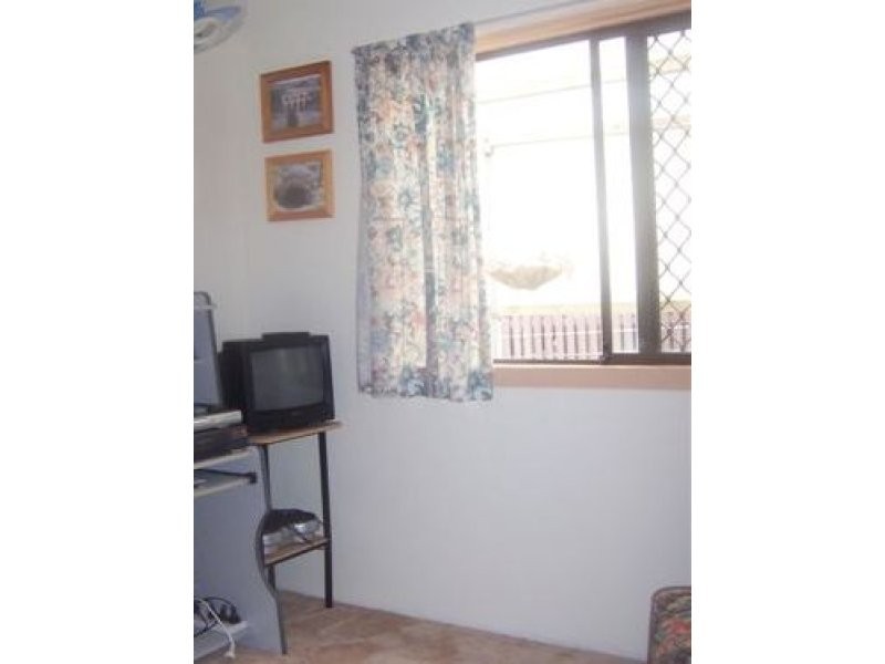 8 Theodore Street, Brassall QLD 4305