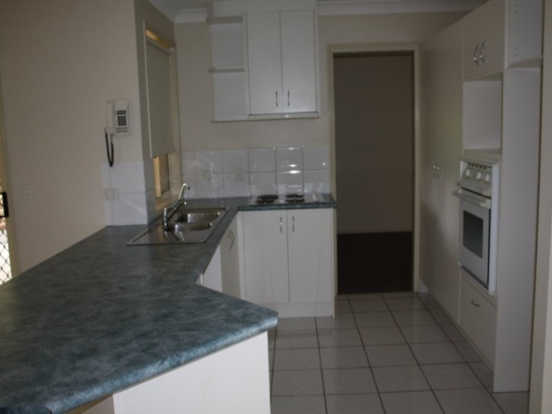 6 Iroquois Court, Brassall QLD 4305