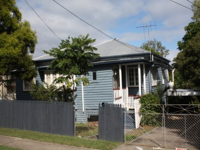 72 Pine Mountain Road, North Ipswich QLD 4305