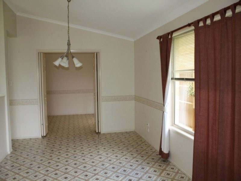 75 High Street, Bundamba QLD 4304