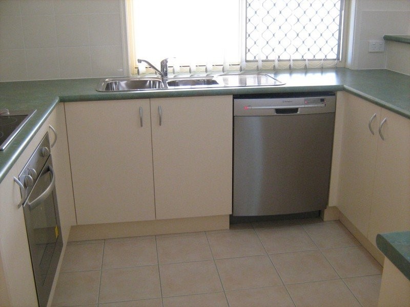 6 Benjamin Court, Yamanto QLD 4305